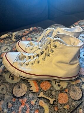Converse Chuck Taylor All Star High Top Sneakers - White